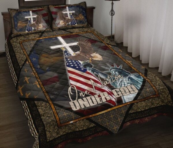 one-nation-under-god-quilt-set_pnxkk8 One Nation Under God Quilt Set